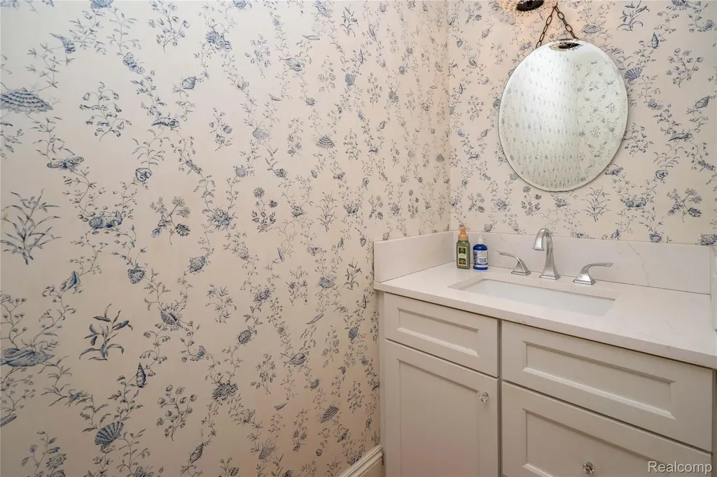 549 W Dunlap Street Northville City MI 48167