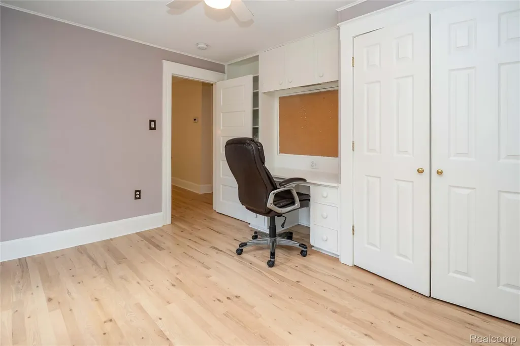 549 W Dunlap Street Northville City MI 48167