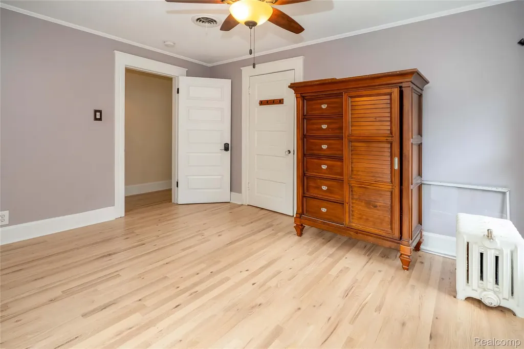 549 W Dunlap Street Northville City MI 48167