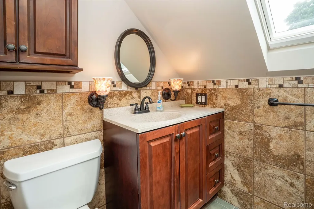 549 W Dunlap Street Northville City MI 48167