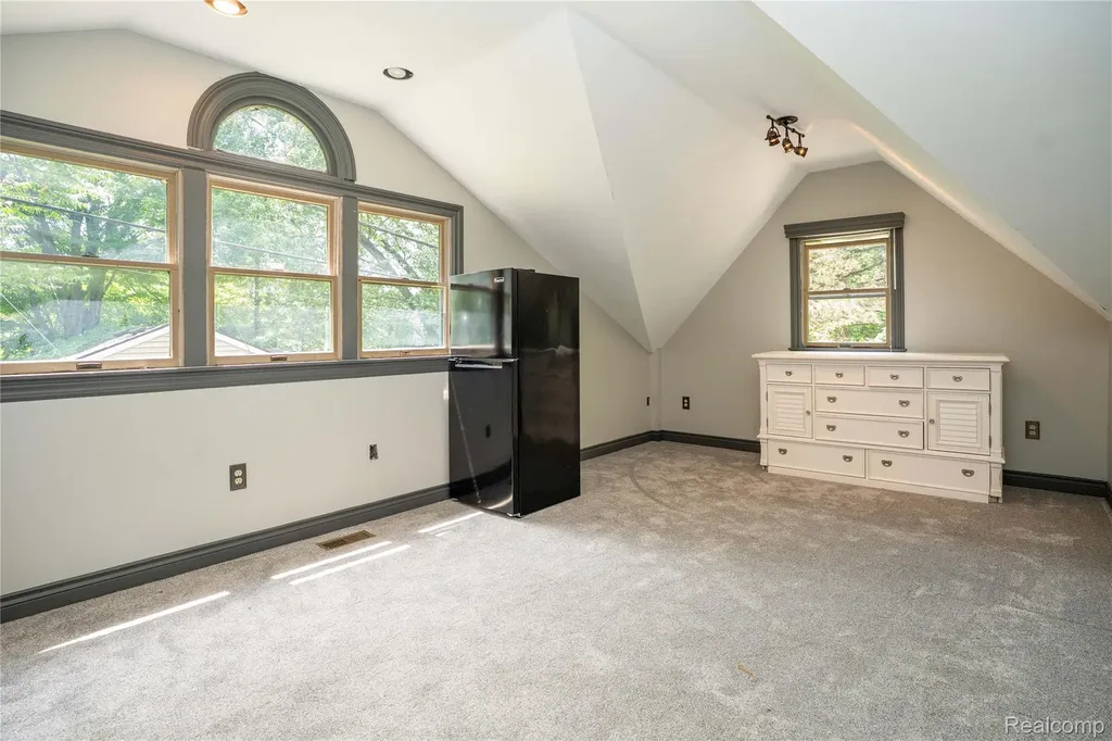549 W Dunlap Street Northville City MI 48167
