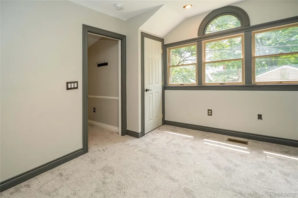 549 W Dunlap Street Northville City MI 48167