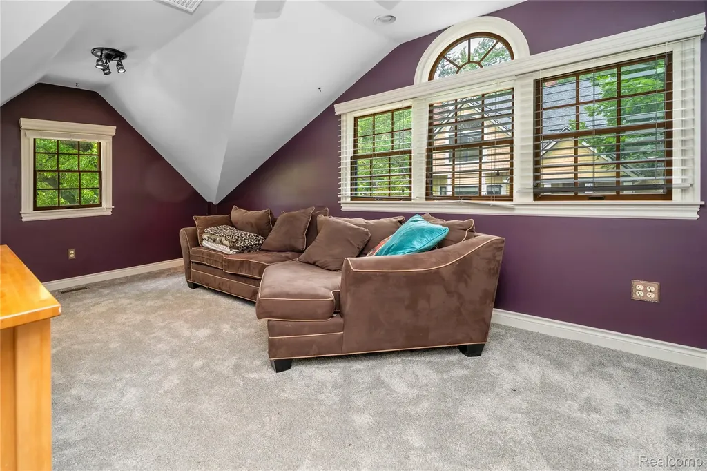 549 W Dunlap Street Northville City MI 48167