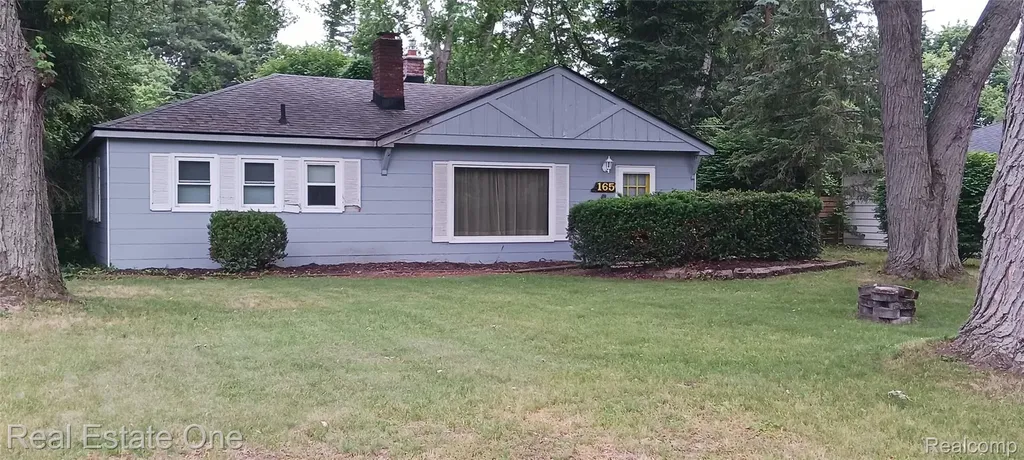 165 Wabasso Street Wolverine Lake Village MI 48390