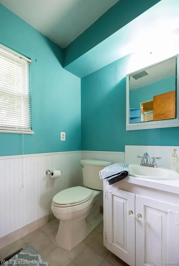 165 Wabasso Street Wolverine Lake Village MI 48390