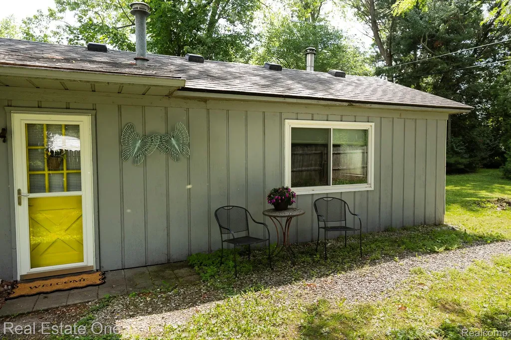 165 Wabasso Street Wolverine Lake Village MI 48390