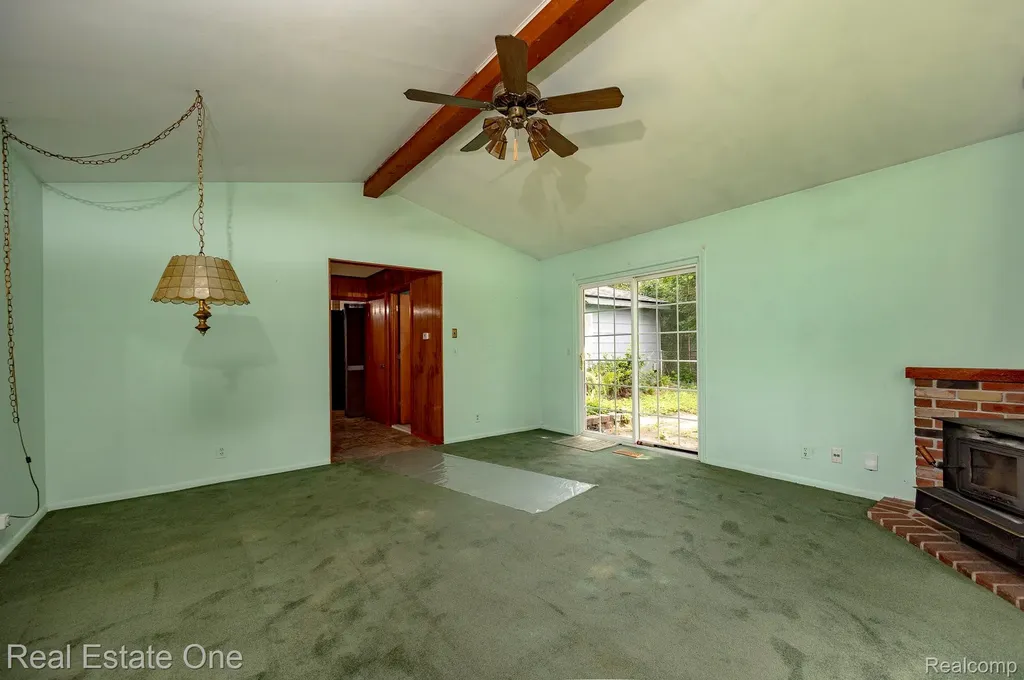 165 Wabasso Street Wolverine Lake Village MI 48390