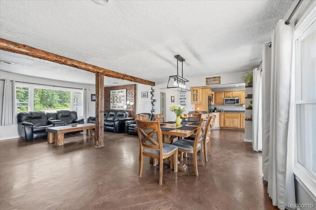 68991 Mound Road Washington Township MI 48095