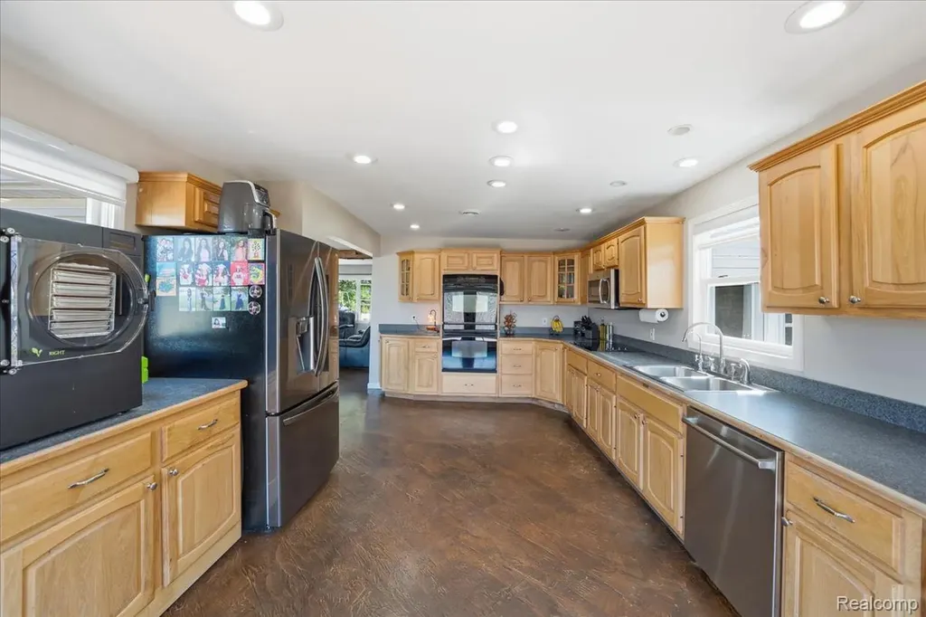 68991 Mound Road Washington Township MI 48095