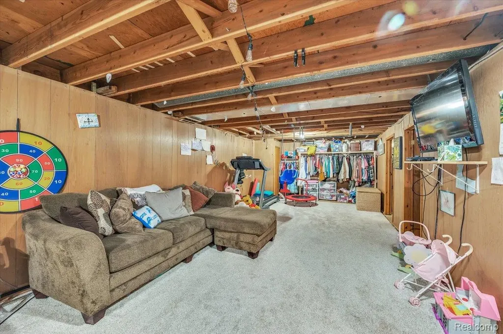 1323 Foreland Drive Oxford Charter Township MI 48371