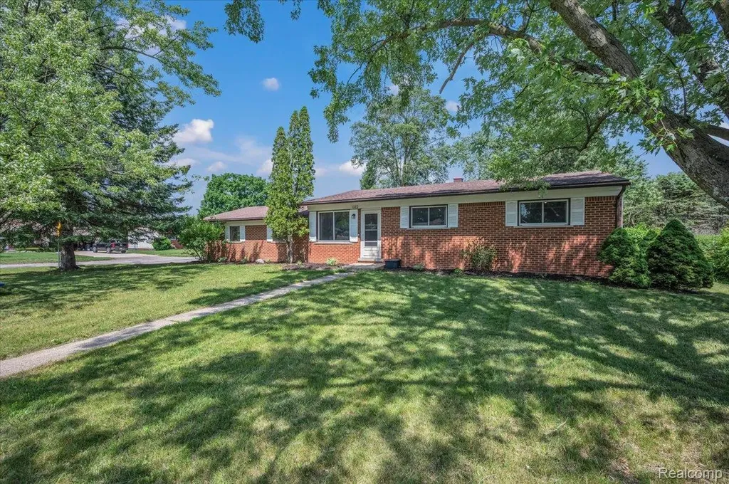 1323 Foreland Drive Oxford Charter Township MI 48371