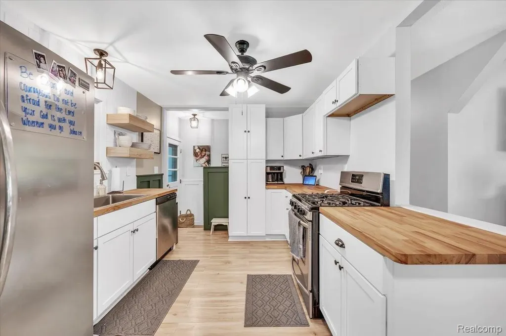 1323 Foreland Drive Oxford Charter Township MI 48371
