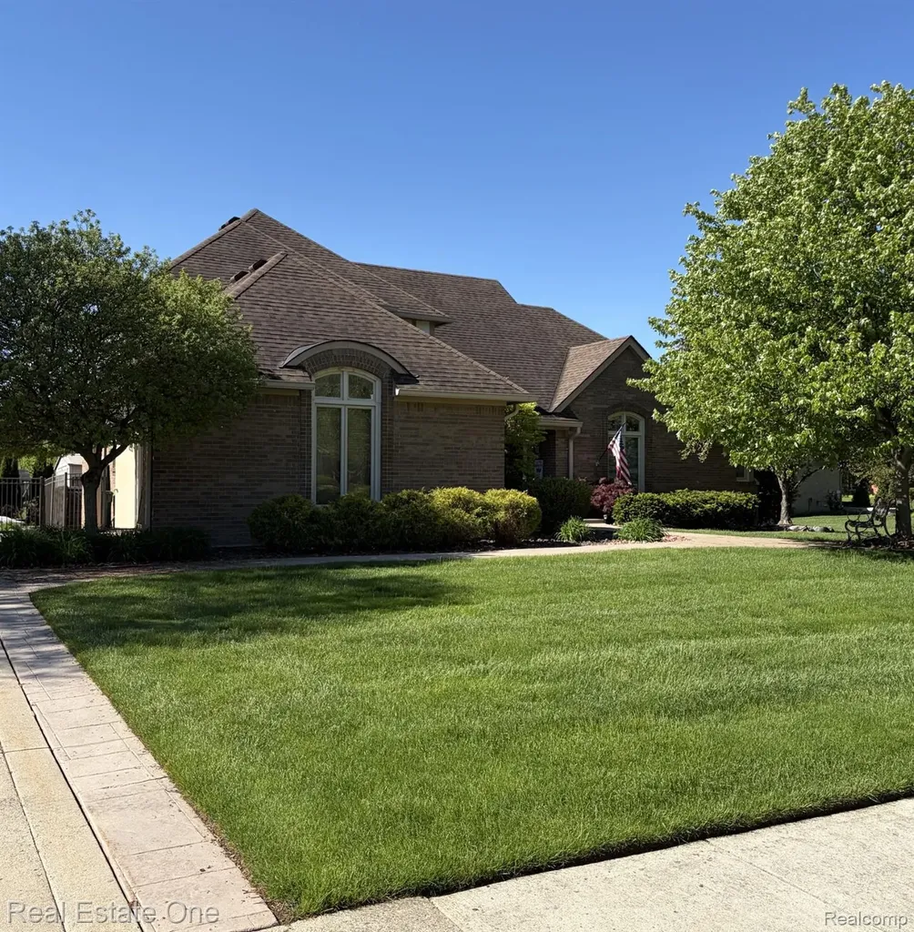 1115 Joshua Drive Troy City MI 48098