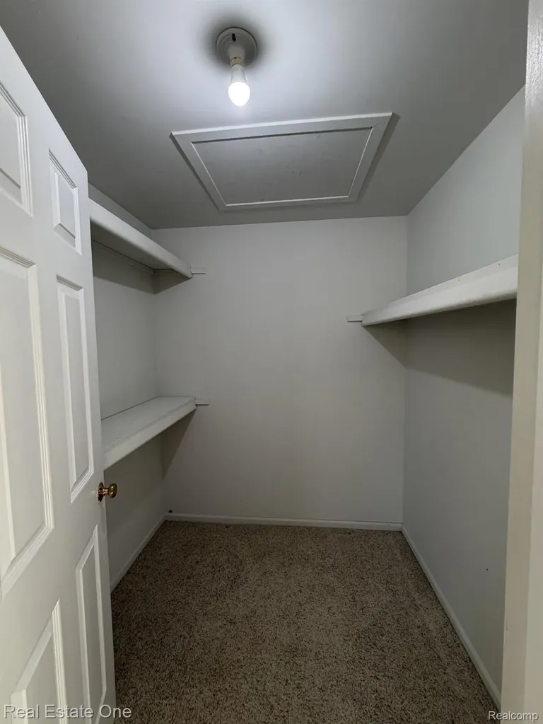 1115 Joshua Drive Troy City MI 48098
