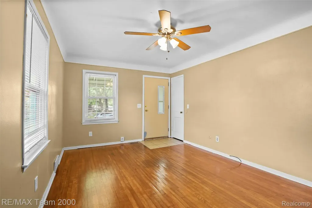 3130 Chestnut Street Dearborn City MI 48124