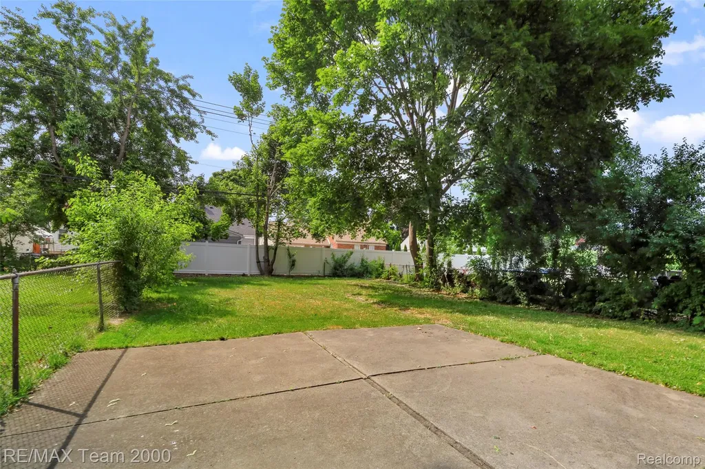 3130 Chestnut Street Dearborn City MI 48124