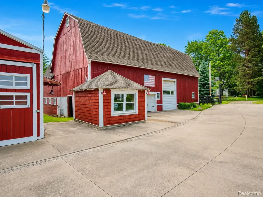 1310 Brauer Road Metamora Township MI 48371