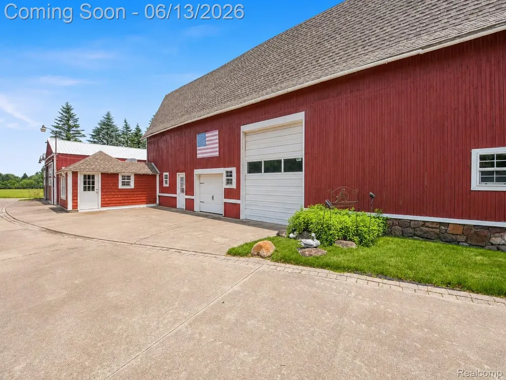 1310 Brauer Road Metamora Village MI 48371
