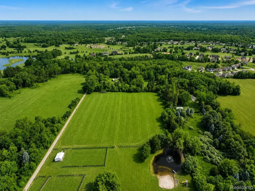 1310 Brauer Road Metamora Township MI 48371