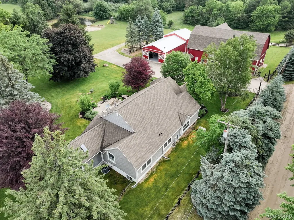 1310 Brauer Road Metamora Township MI 48371
