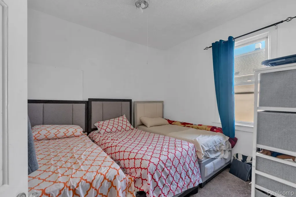 11369 Lumpkin Street Hamtramck City MI 48212