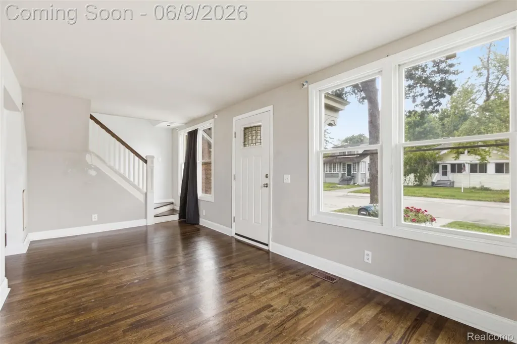 21934 Linwood Avenue Eastpointe City MI 48021