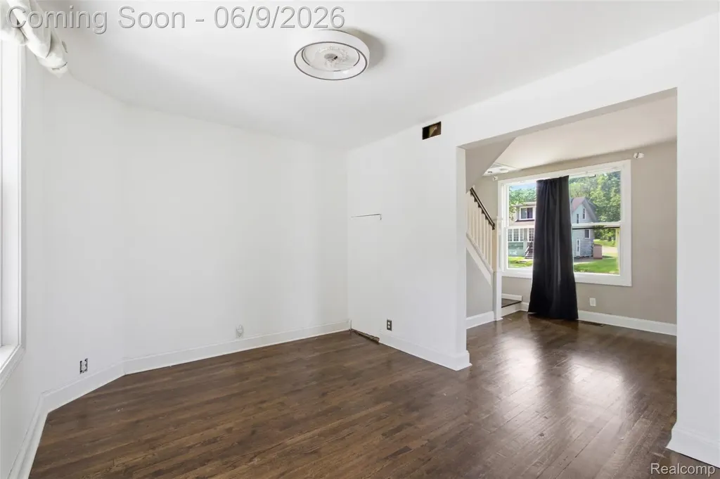 21934 Linwood Avenue Eastpointe City MI 48021