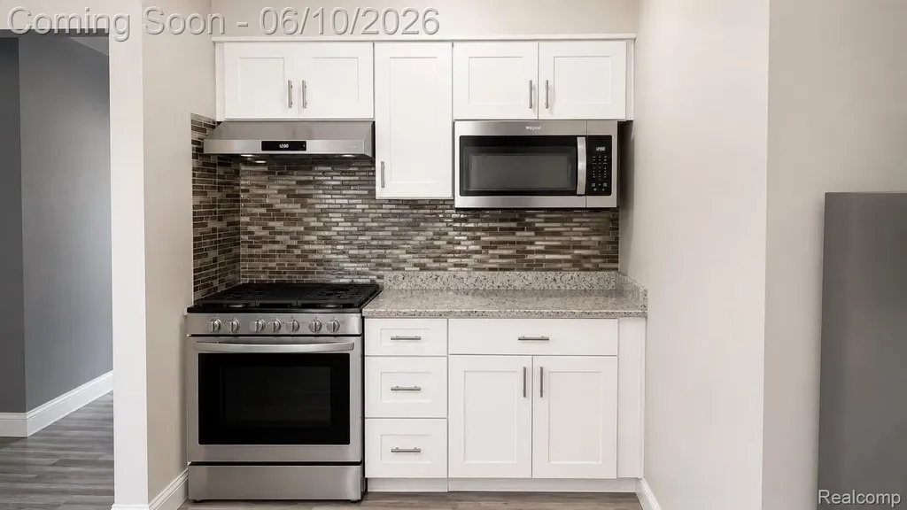 37542 Andrew Drive Sterling Heights City MI 48312