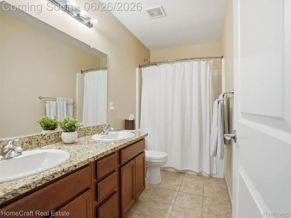 8836 Amaranth Lane Ypsilanti Charter Township MI 48197