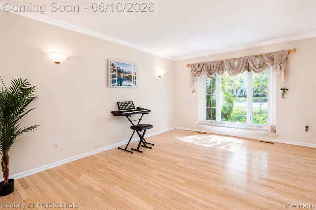 425 Cherry Grove Lane Commerce Charter Township MI 48390