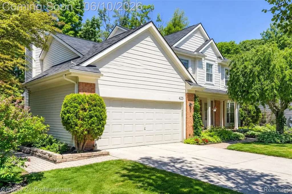 425 Cherry Grove Lane Commerce Charter Township MI 48390