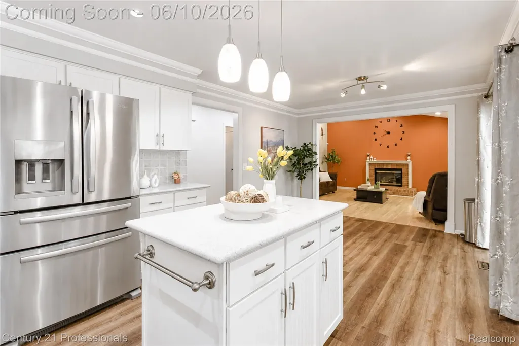 425 Cherry Grove Lane Commerce Charter Township MI 48390