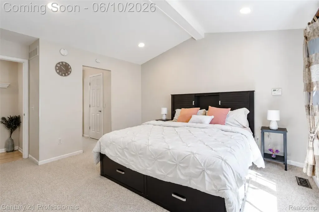 425 Cherry Grove Lane Commerce Charter Township MI 48390