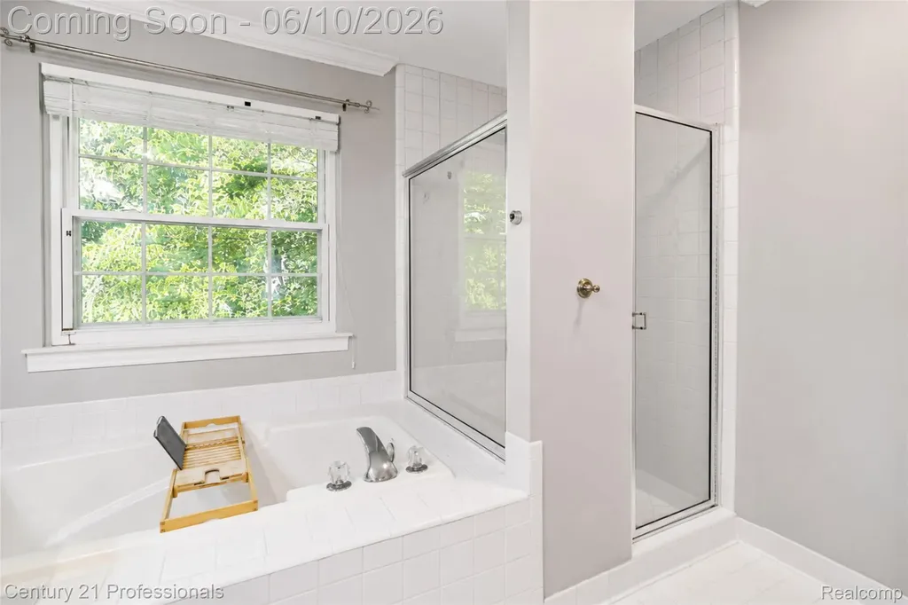 425 Cherry Grove Lane Commerce Charter Township MI 48390