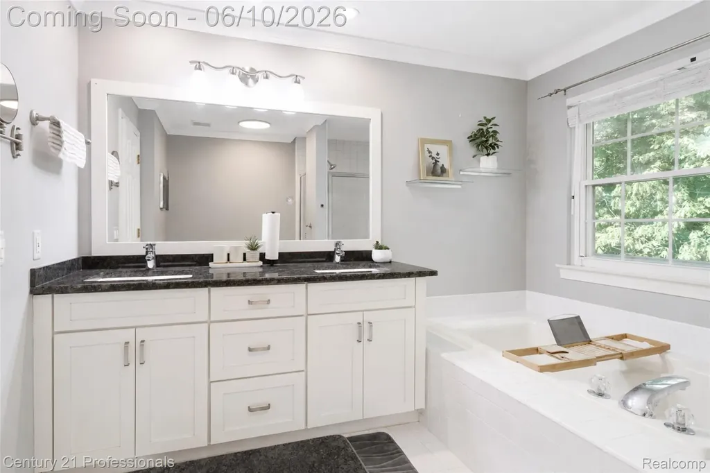 425 Cherry Grove Lane Commerce Charter Township MI 48390