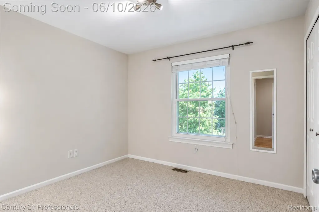 425 Cherry Grove Lane Commerce Charter Township MI 48390