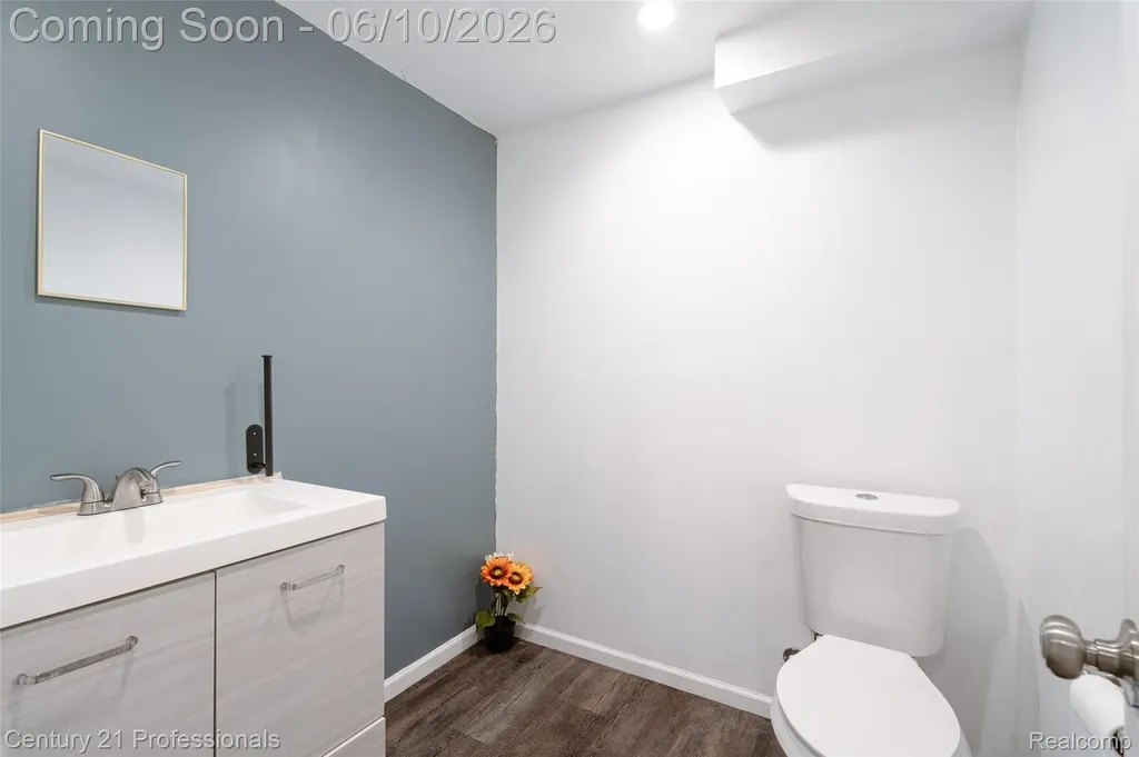 425 Cherry Grove Lane Commerce Charter Township MI 48390
