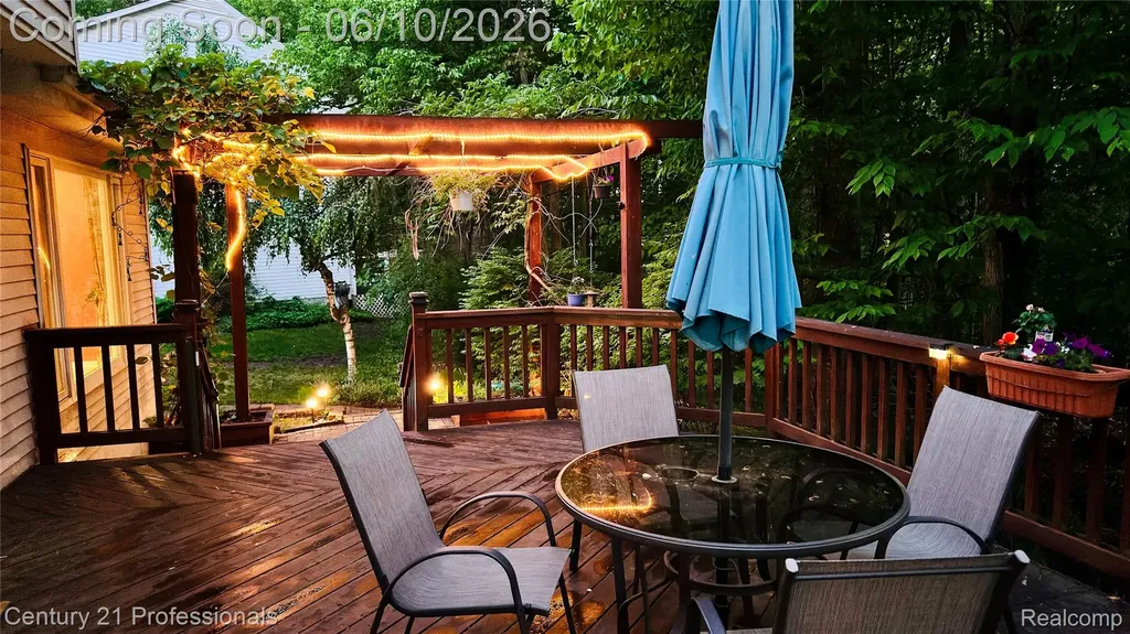 425 Cherry Grove Lane Commerce Charter Township MI 48390