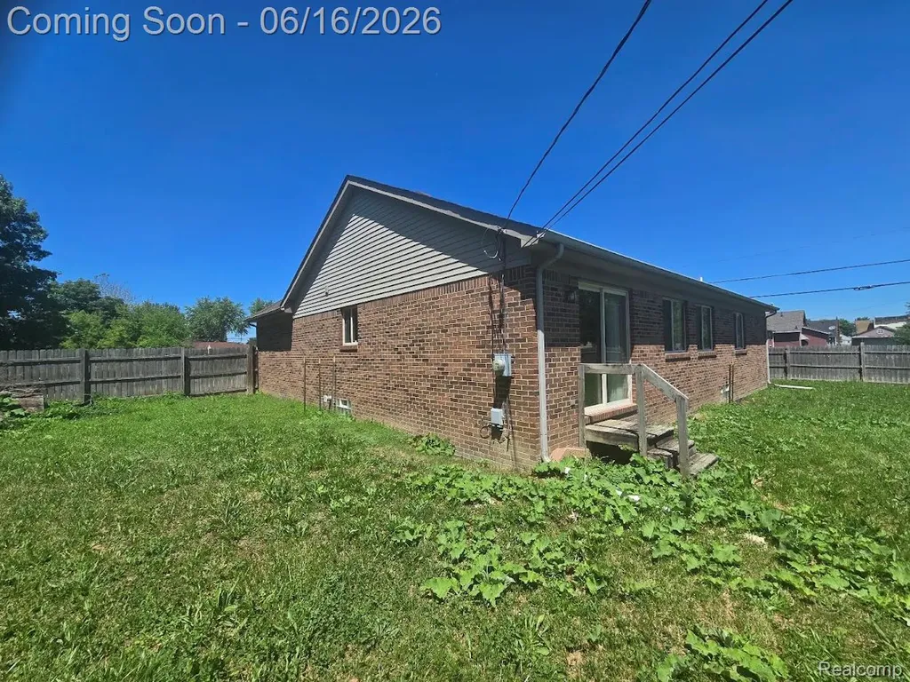 4315 Isabelle Street Inkster City MI 48141