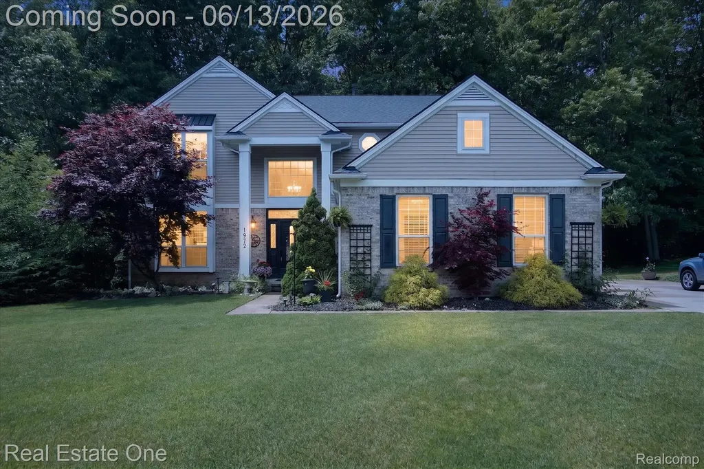1972 Woodridge Court Highland Charter Township MI 48357