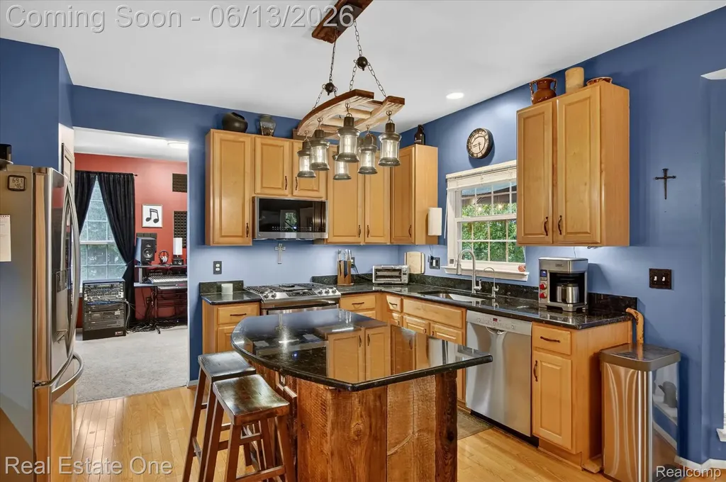 1972 Woodridge Court Highland Charter Township MI 48357