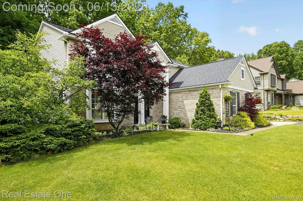 1972 Woodridge Court Highland Charter Township MI 48357