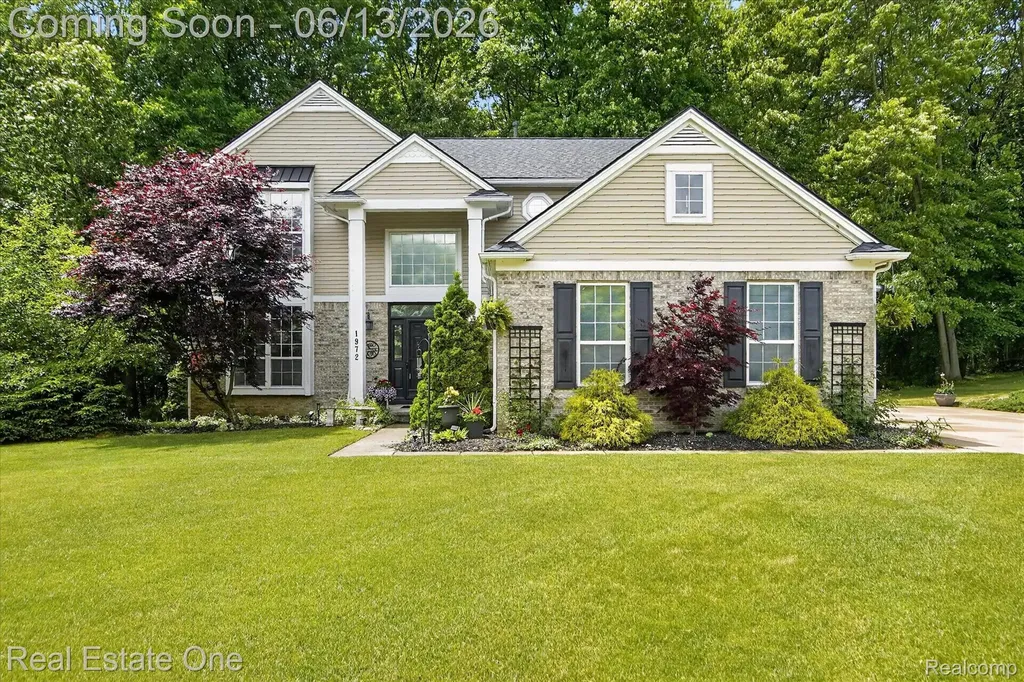 1972 Woodridge Court Highland Charter Township MI 48357