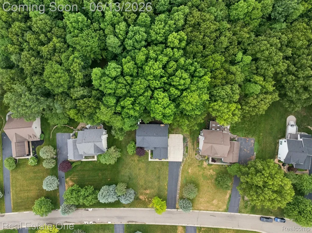 1972 Woodridge Court Highland Charter Township MI 48357