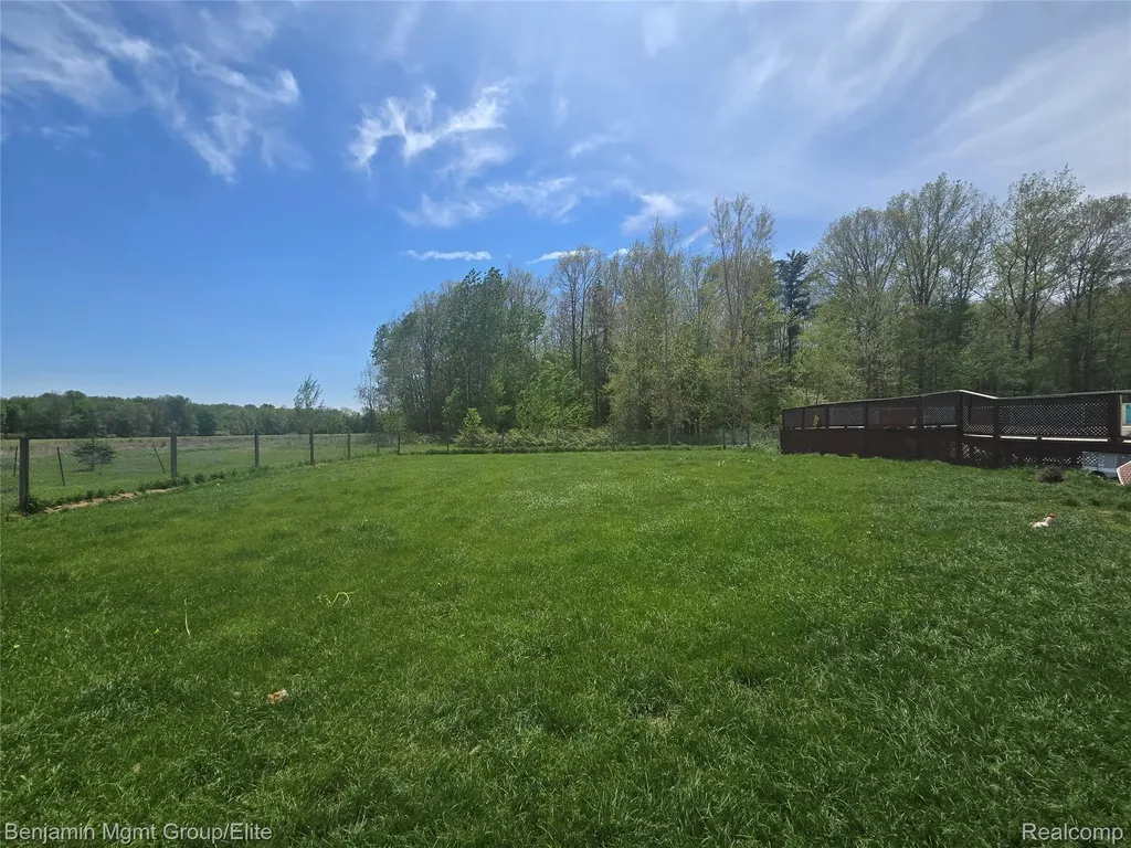 6827 Lapeer Road Kimball Township MI 48074