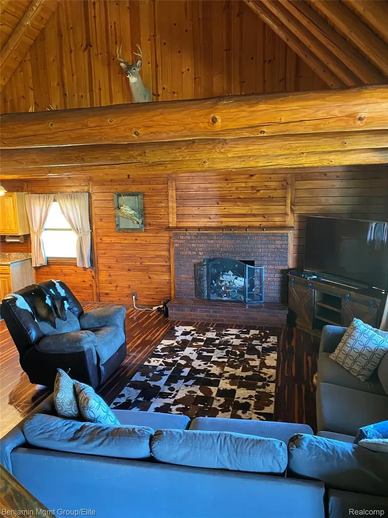 6827 Lapeer Road Kimball Township MI 48074