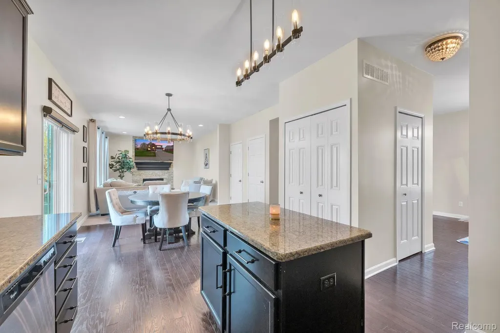 50647 Bredenbury Drive Macomb Township MI 48044