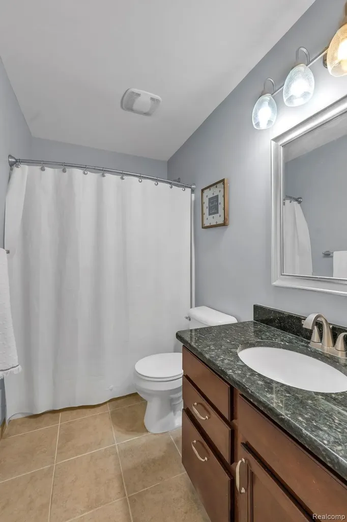 50647 Bredenbury Drive Macomb Township MI 48044