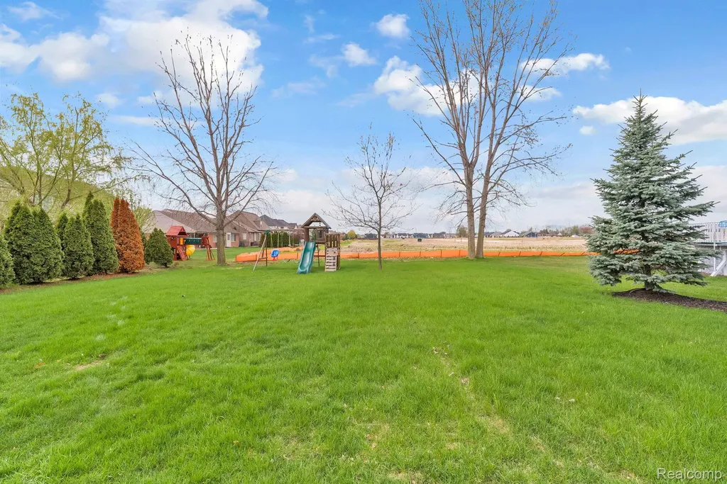 50647 Bredenbury Drive Macomb Township MI 48044