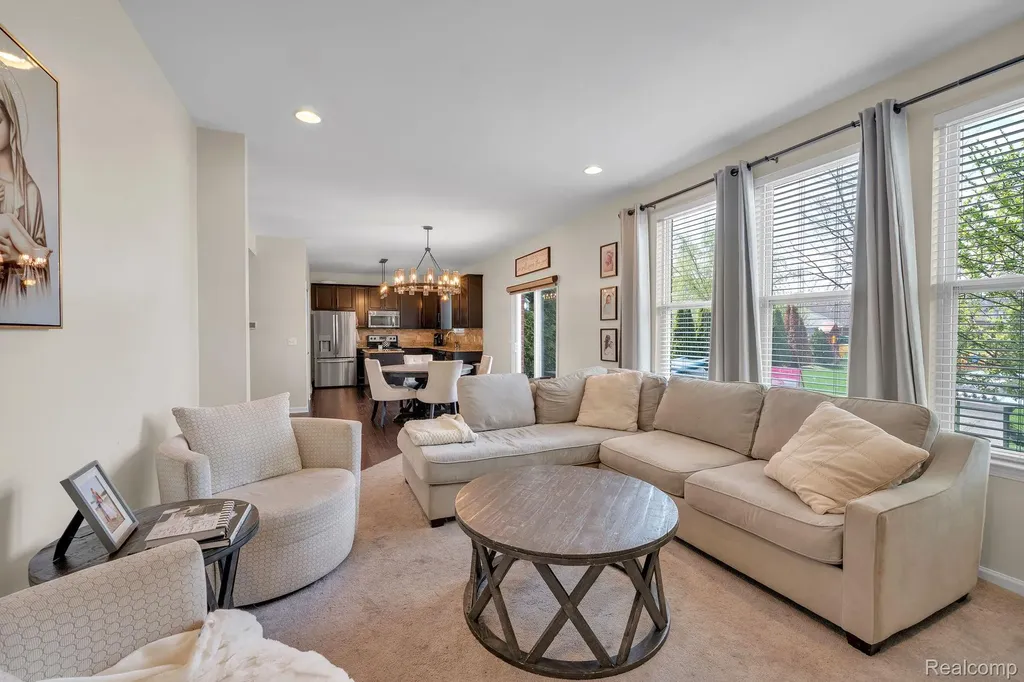 50647 Bredenbury Drive Macomb Township MI 48044